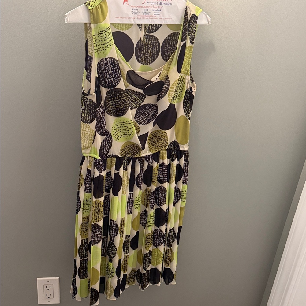 Banana Republic Kids Dress with Green and Black Pattern